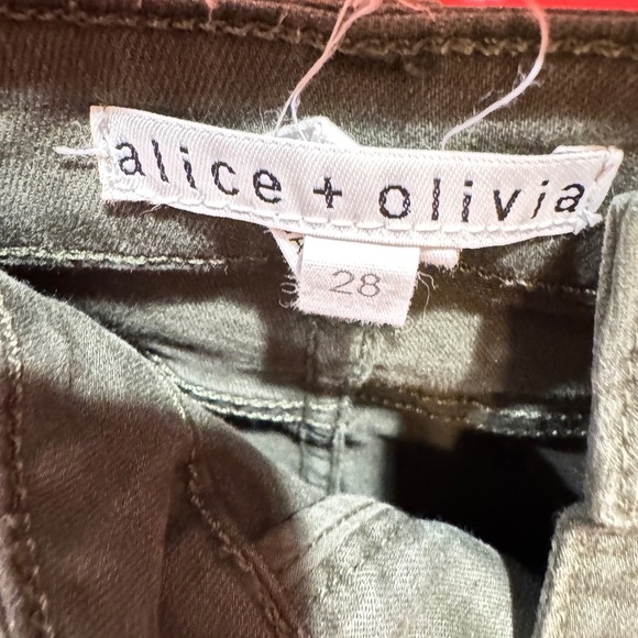 Alice and Olivia Chic Olive Skinny Pants Size 28 - Picture 3 of 3